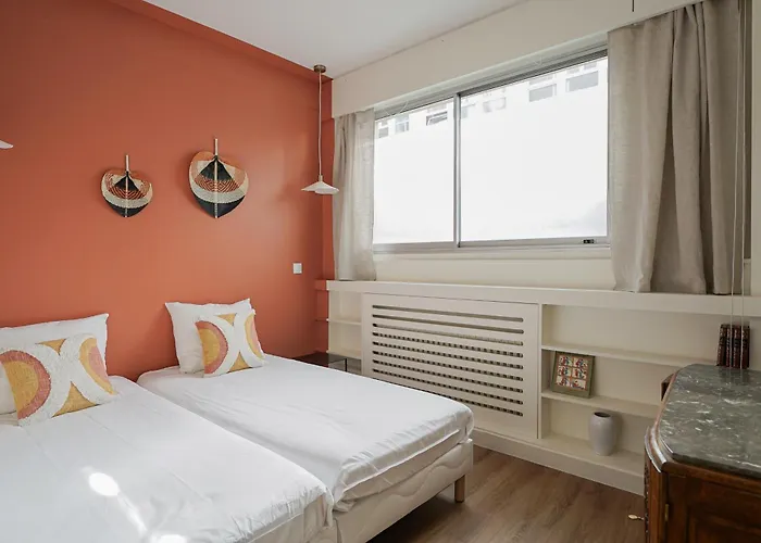 Апартаменты Moderne Et Chic Proche Tour Eiffel *